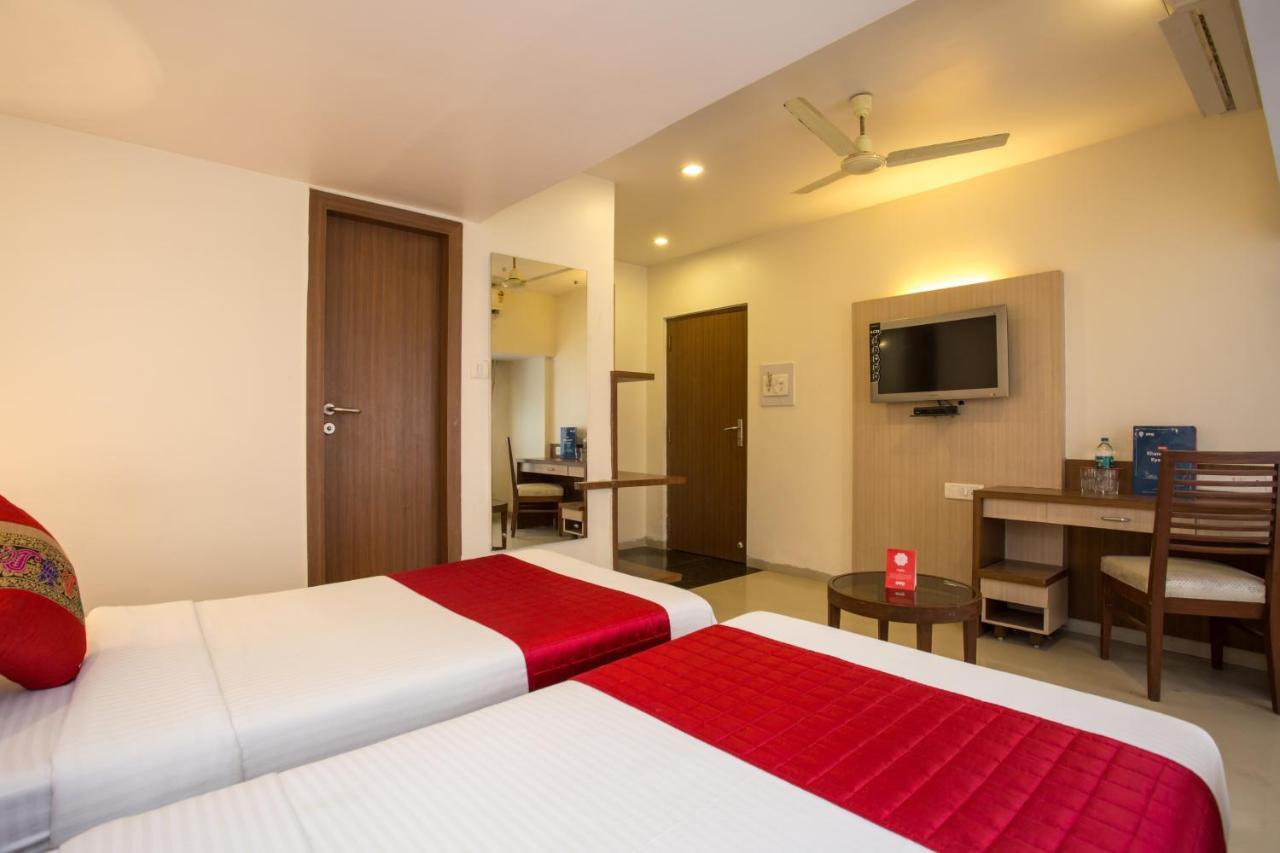 Oyo 2026 Hotel Aishwarya Residency Νάβι Μουμπάι Εξωτερικό φωτογραφία
